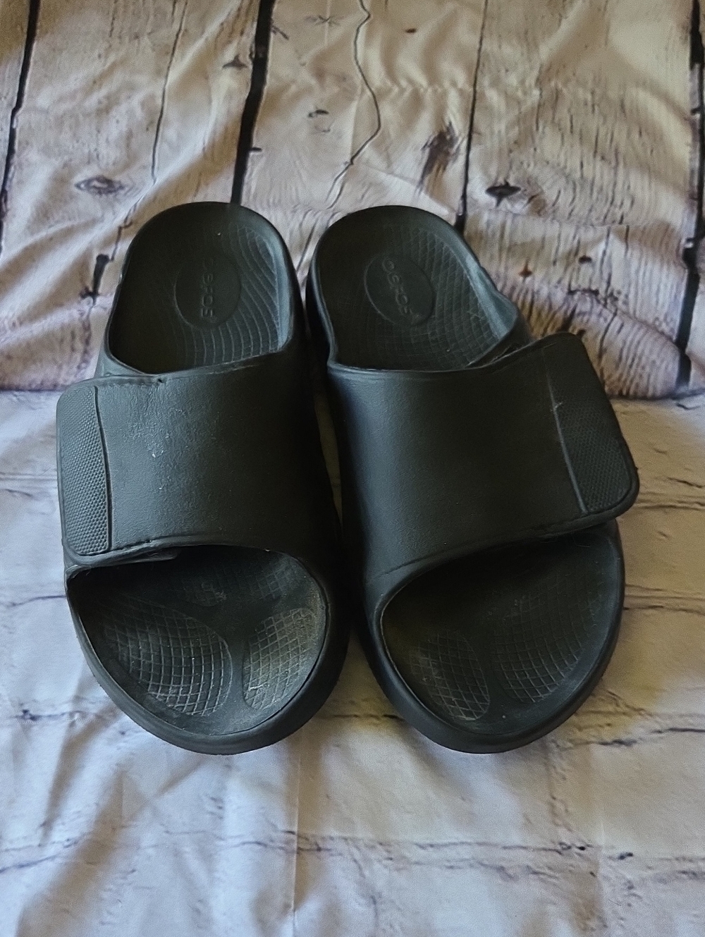 Oofos Black Slide Sandals with Adjustable Strap